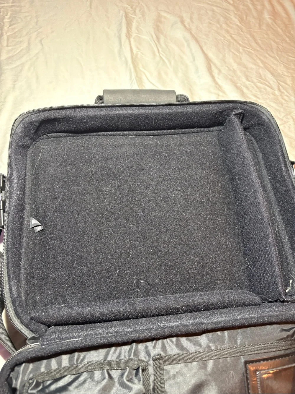 Kensington Black Laptop Briefcase with Adjustable Shoulder Strap